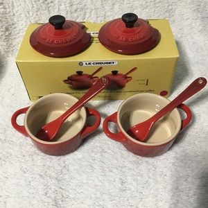Le Creuset  mini condiments pot with spoon